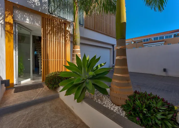 Green House - Modern Villa In Tenerife, Spain